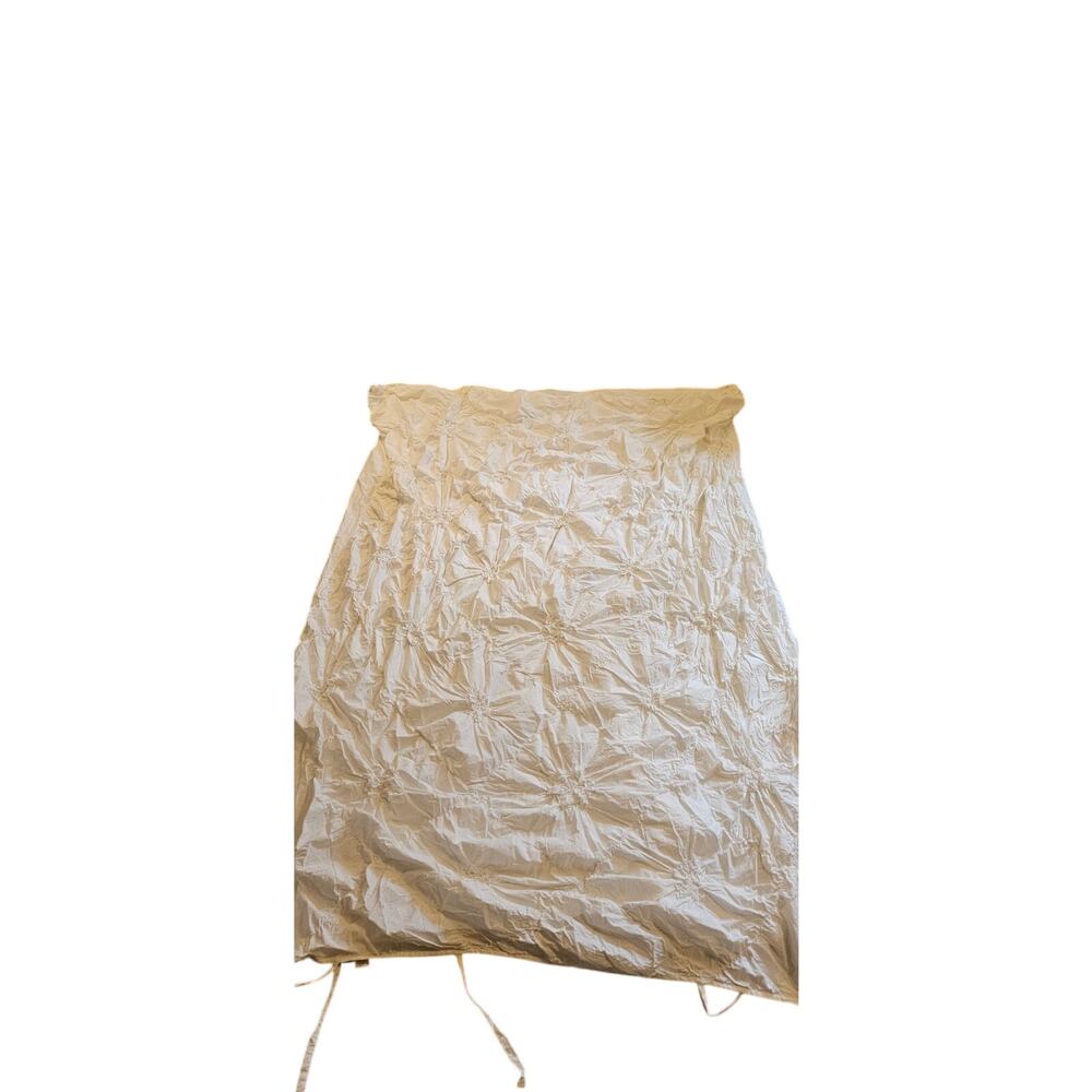 Pier 1 Twin size duvet cover set Bedding set Cream